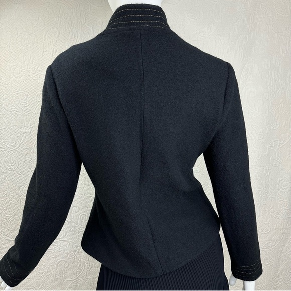 Icelandic Design VTG Wool Embroidered Asymmetric Zip Jacket - Picture 8 of 16